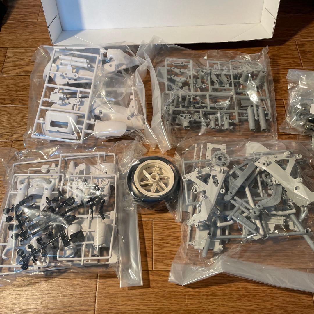 KYOSHO : HONDA NSR500 1:8 ハングオンレーサー