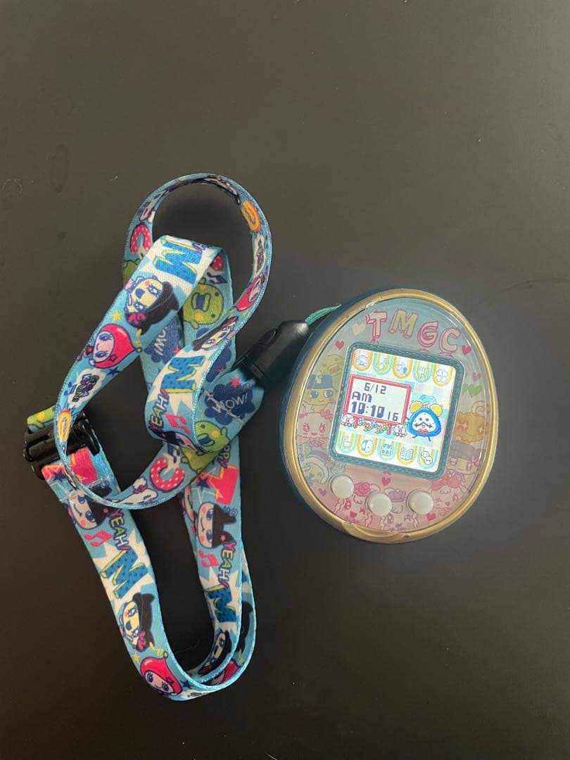 たまごっち 4u プラス 4u+ スカイブルー ストラップ付き