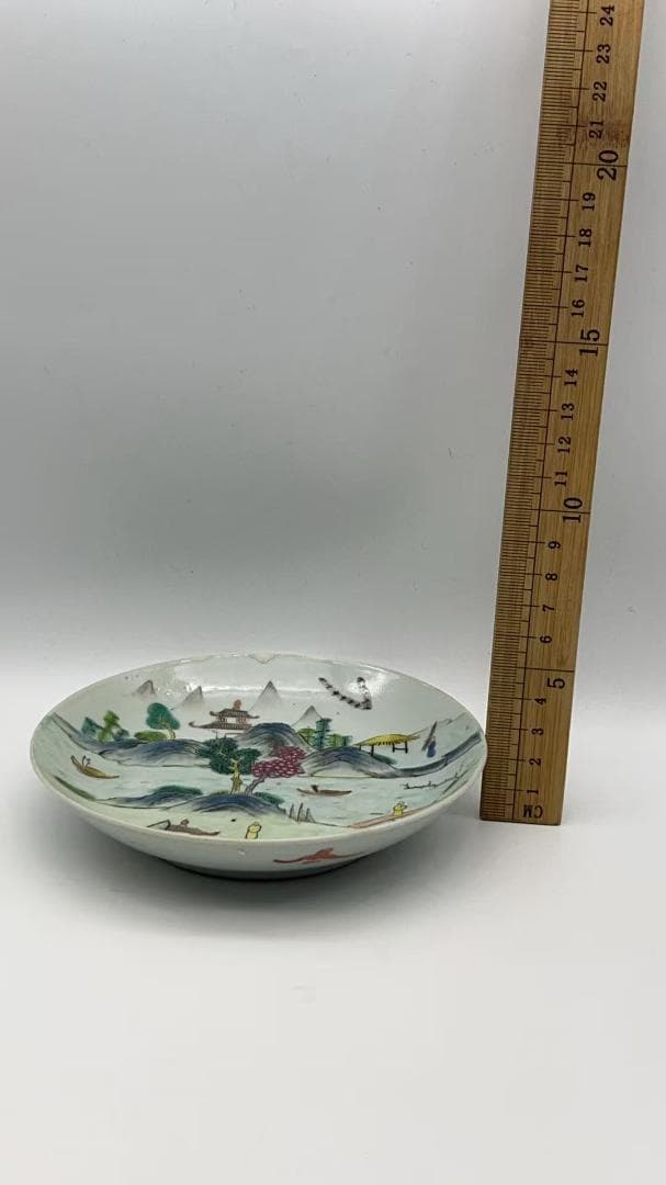 清道光時代 【道光年製】在銘 粉彩山水盤 豫章十景 章江曉渡図　(Y-7)