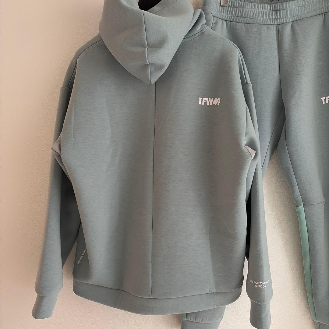 TFW49 フーディー・パンツセット