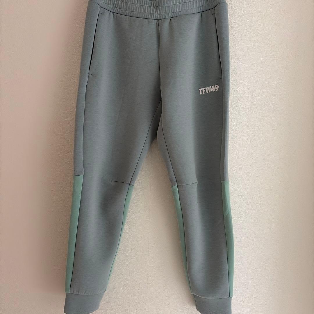 TFW49 フーディー・パンツセット