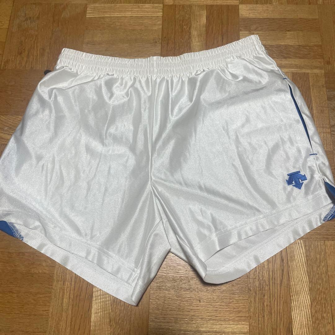 至学館大学　バレーボールユニフォーム上下セット　Lサイズ