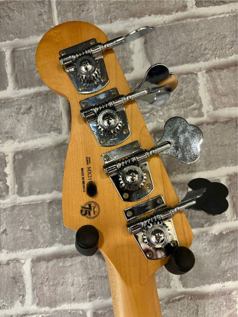 貴重！　Fender Jazz Bass フェンダー　サンバースト 75周年記念