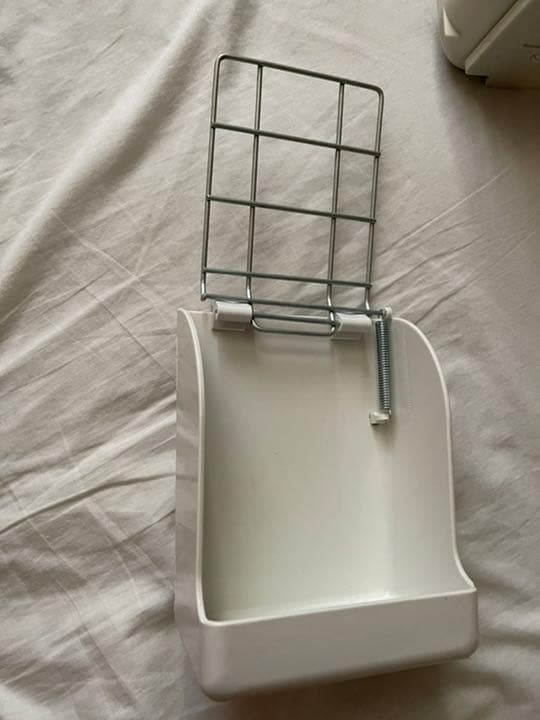 うさぎ　餌　うさぎ餌入れ　チンチラデグー モルモット 餌入れ小動物用