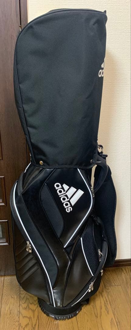未使用　adidas キャディバッグ ブラック　軽量AWR92 ゴルフバッグ