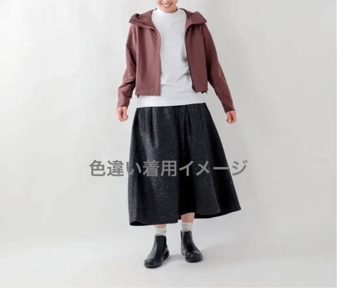 danskin STRETCH DOUBLE WEAVE JACKET ホワイト