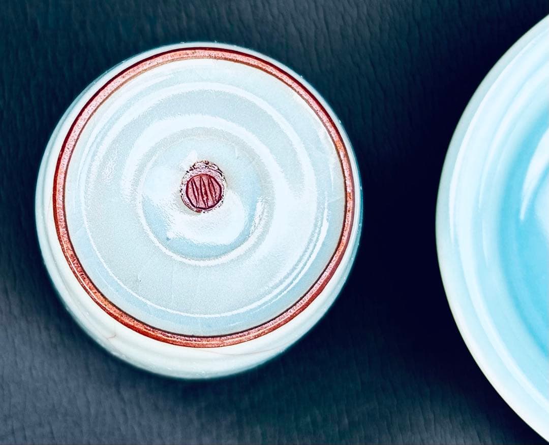 人間国宝　鈴木三成作　青瓷「氷裂」「淀青」 2点セット