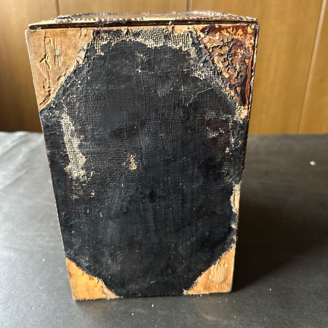 ミニ箪笥　琉球鳳凰漆絵小箪笥？　漆工　沖縄 ？　鳳凰