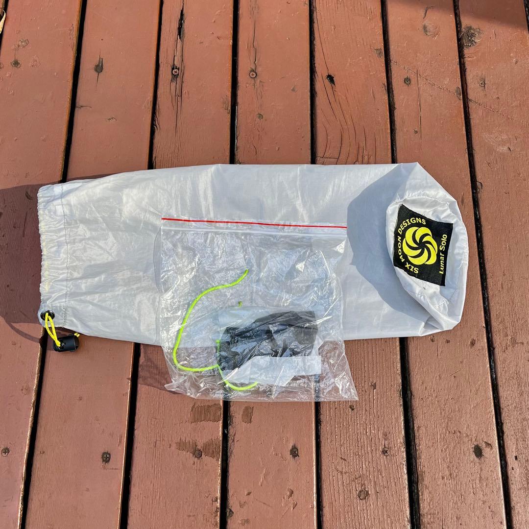 Six Moon Designs Lunar Solo 純正カーボンポール付き