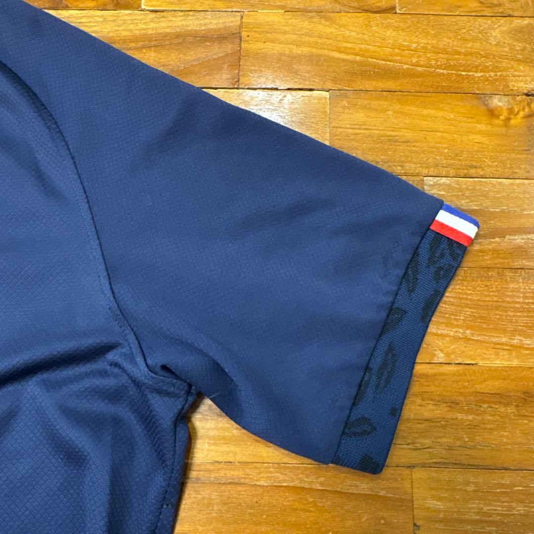 フランス代表 MBAPPE 10 ネイビーシャツ　サッカー　Tシャツ　Sサイズ