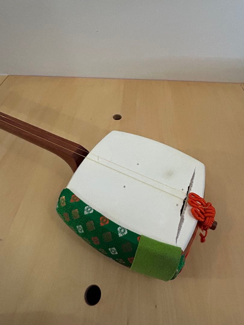 長唄　三味線本体 ケース付き