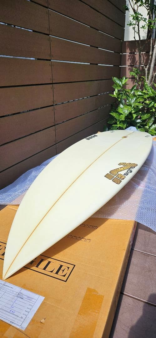 Insight (インサイト)サーフボード※新品未使用、フィンデッキパットセット