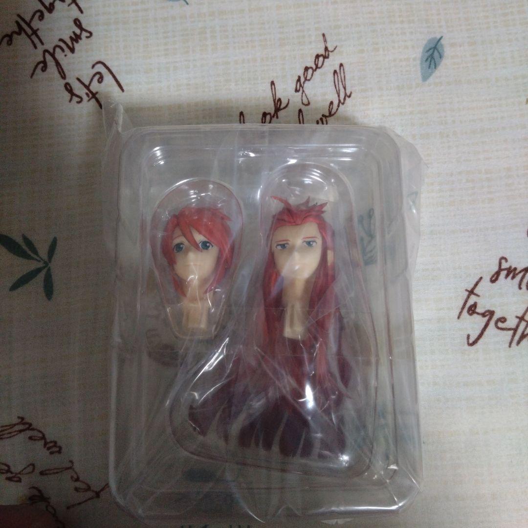 テイルズオブジアビス　ルーク&アッシュフィギュア