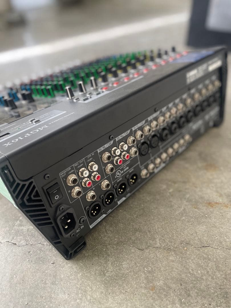 YAMAHA ヤマハ MGP16X アナログミキサー