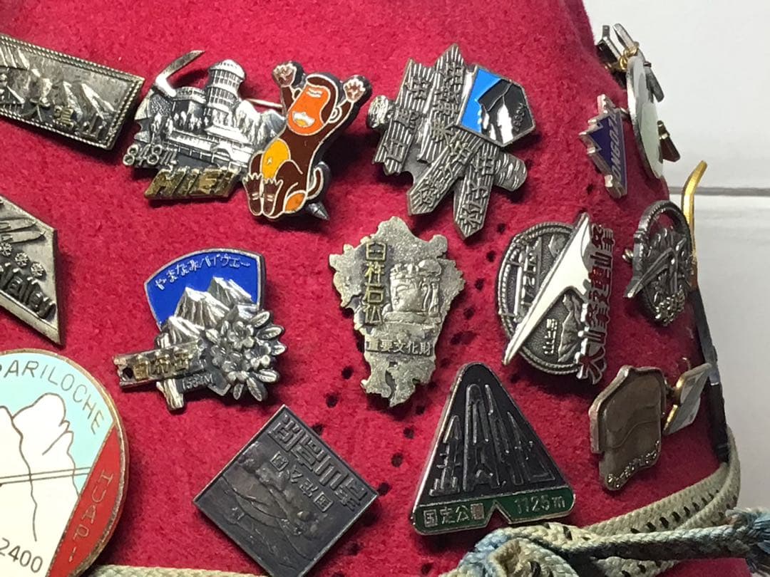 棋士/作家遺品 マウンテンハット 1950~80年代登山バッチ48点付きラビット