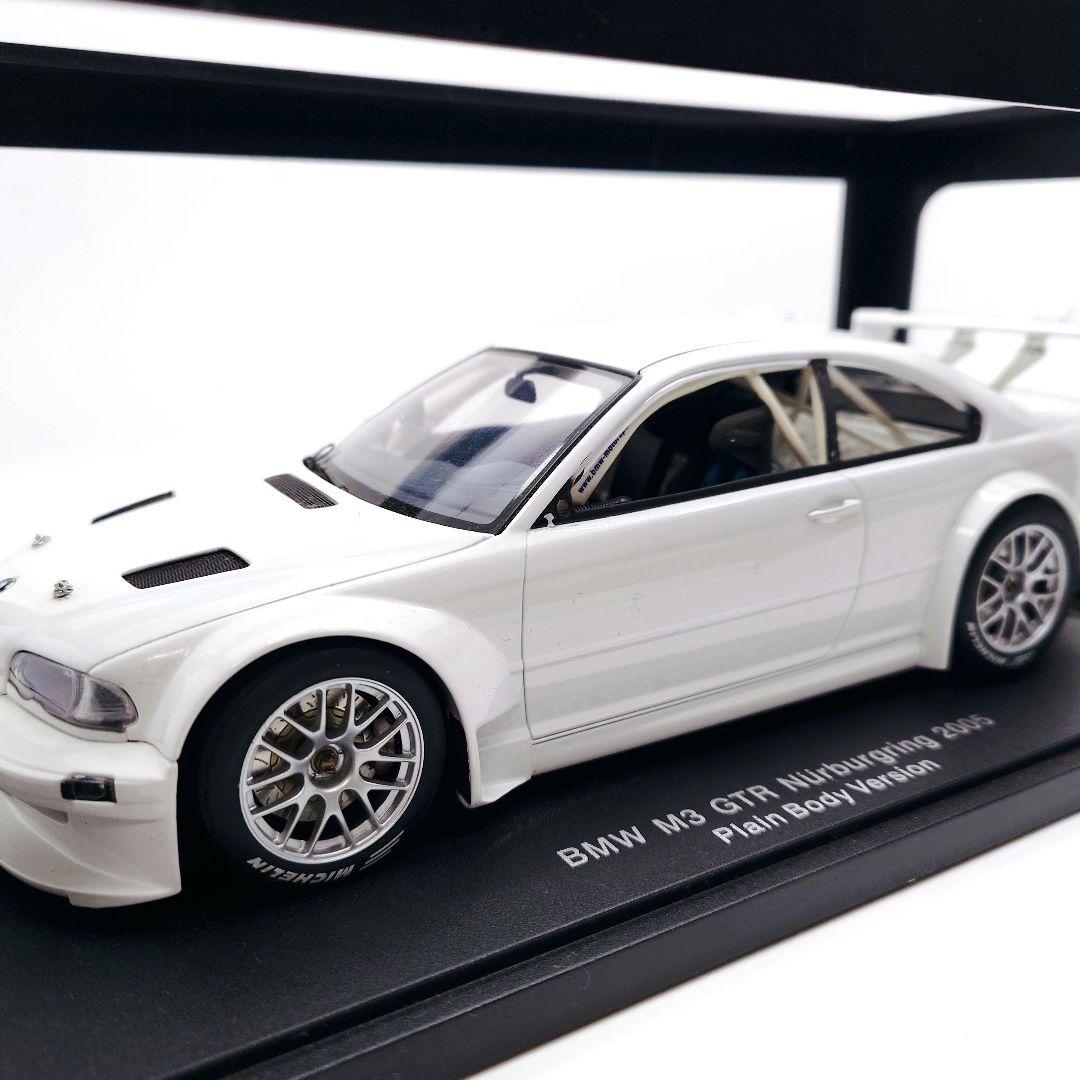 絶版 1/18 オートアート  M3 GT-R ホワイト