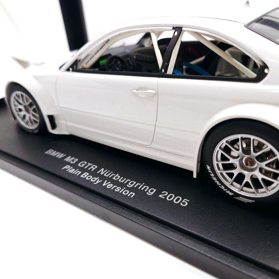 絶版 1/18 オートアート  M3 GT-R ホワイト