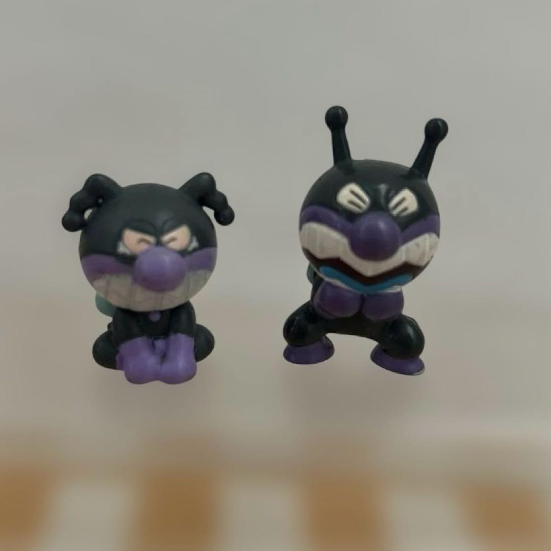 アンパンマンミュージアム フィギュア　バイキンマン 2体セット