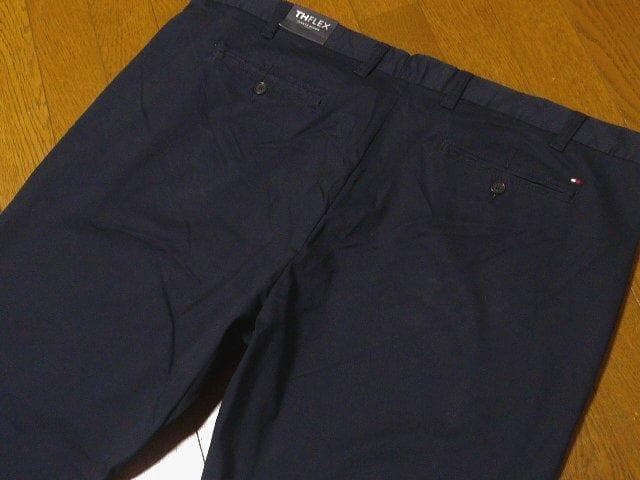 【大きい】42 (US)110cm新品トミーヒルフィガーUSA限定伸縮チノパンツ