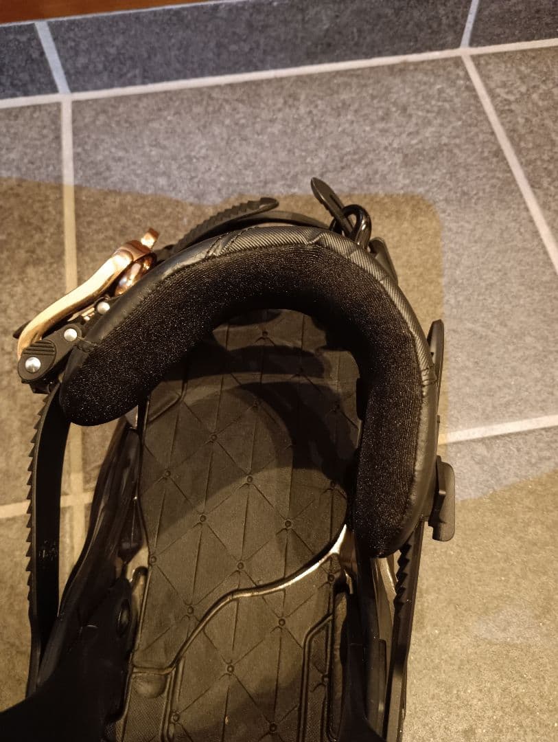 SALOMON MIRAGE Mサイズ