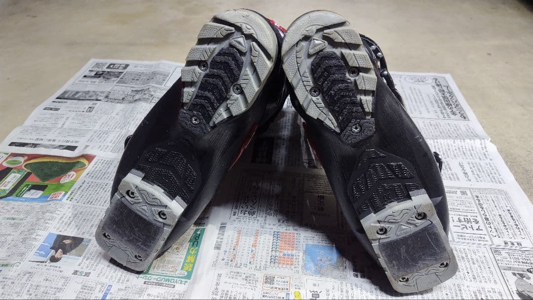 SALOMON ウォークモード付きスキー ブーツ 26cm