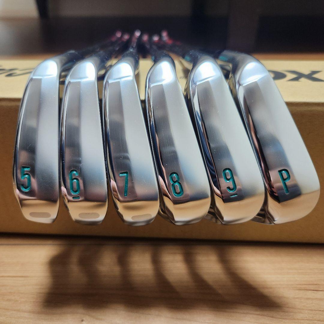 ZXi5　スリクソン　左　レフティ　6本　モーダス3 TOUR105　グリーン