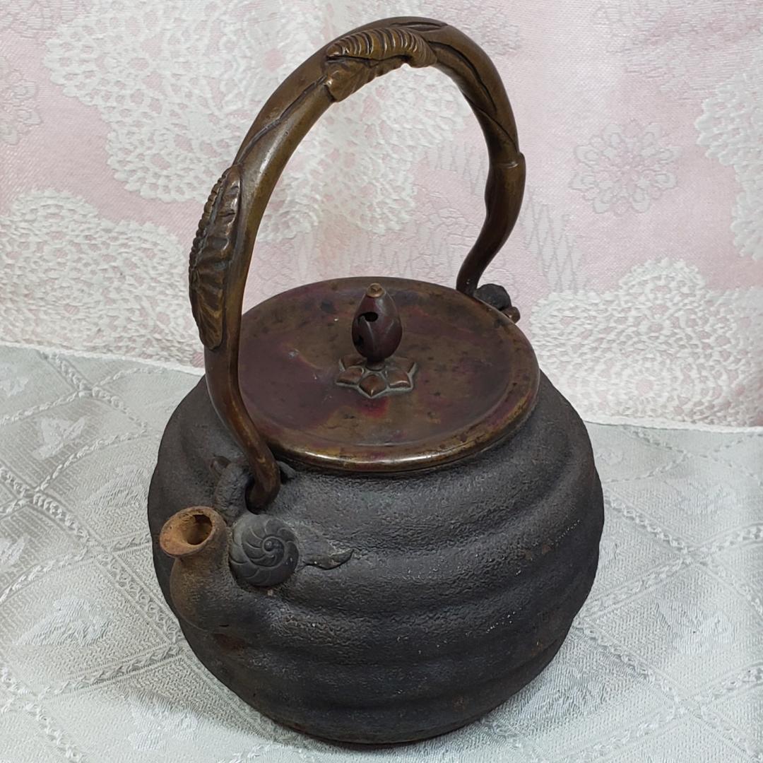 【大名品】◆日本亀文 『拙家琵琶湖有東』芋頭形蝸牛耳 鉄瓶 亀文堂 波多野正平◆