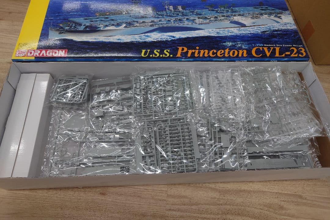 その他 DRAGON U.S.S. Princeton CVL-23 1055