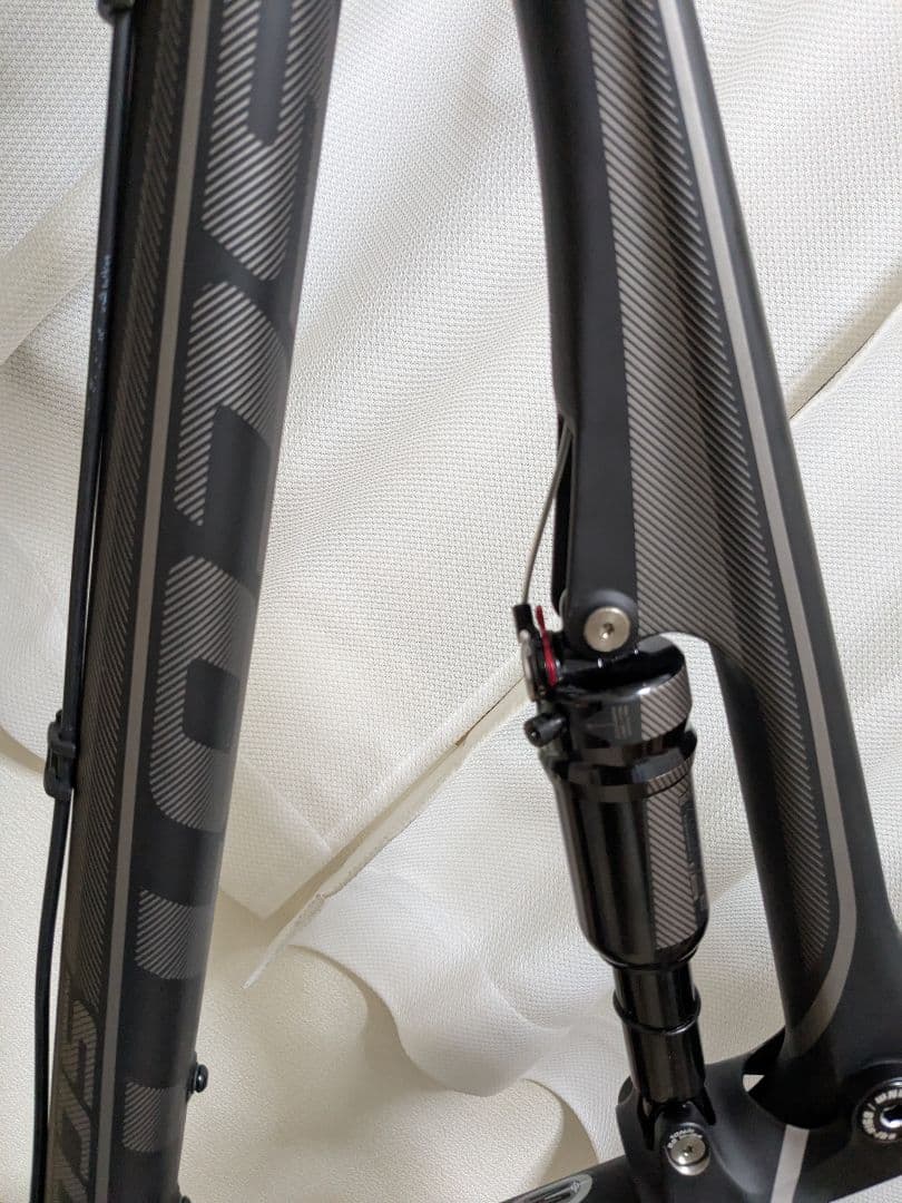 学生値引可Scott フルサス　カーボンフレームM　27.5【ウィリーコツ伝授】