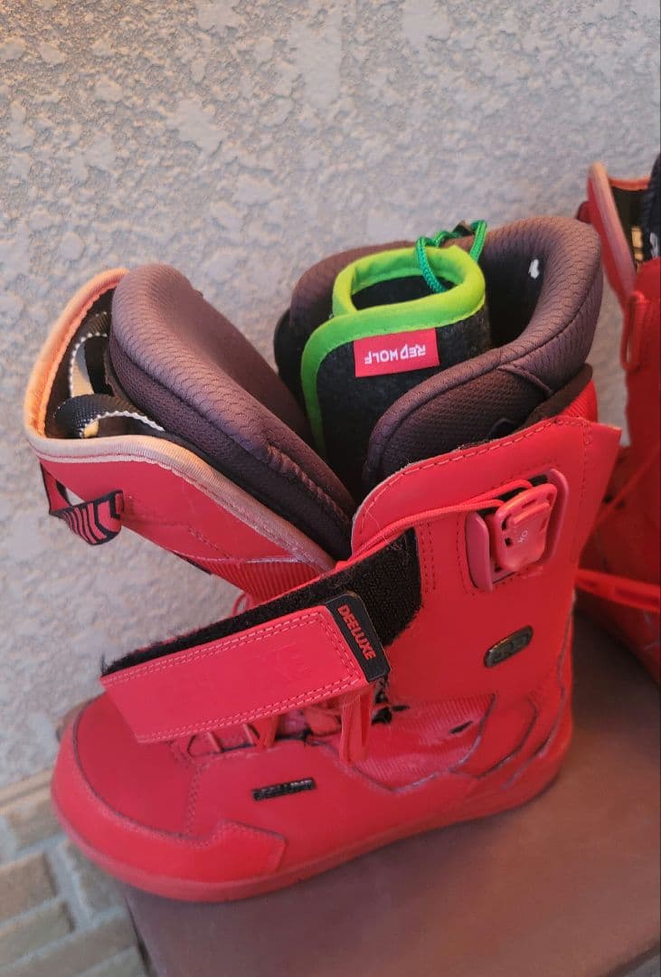 DEELUXEスノボ用ブーツ 赤
