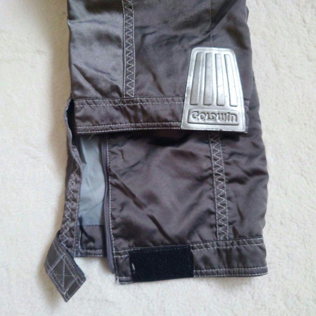 ゴールドウイン スキーウェア 上下セット　シルバー/グレー　160