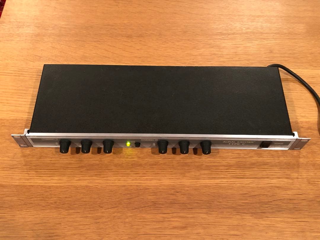 APHEX AURAL EXCITER TYPE C 103A名機