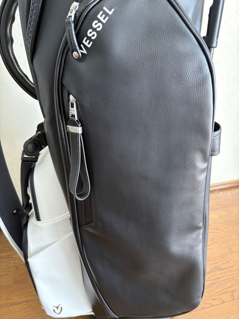 新品未使用 訳あり VESSEL 5.0 Pro 9.5正規品 tuxedo