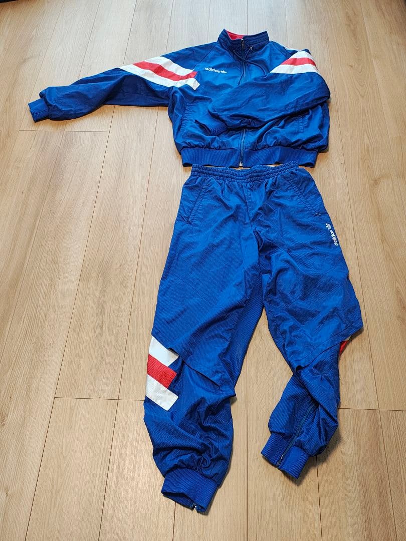 [最終値下げ]adidas　ウインドブレーカー　フランス代表モデル　ビンテージ