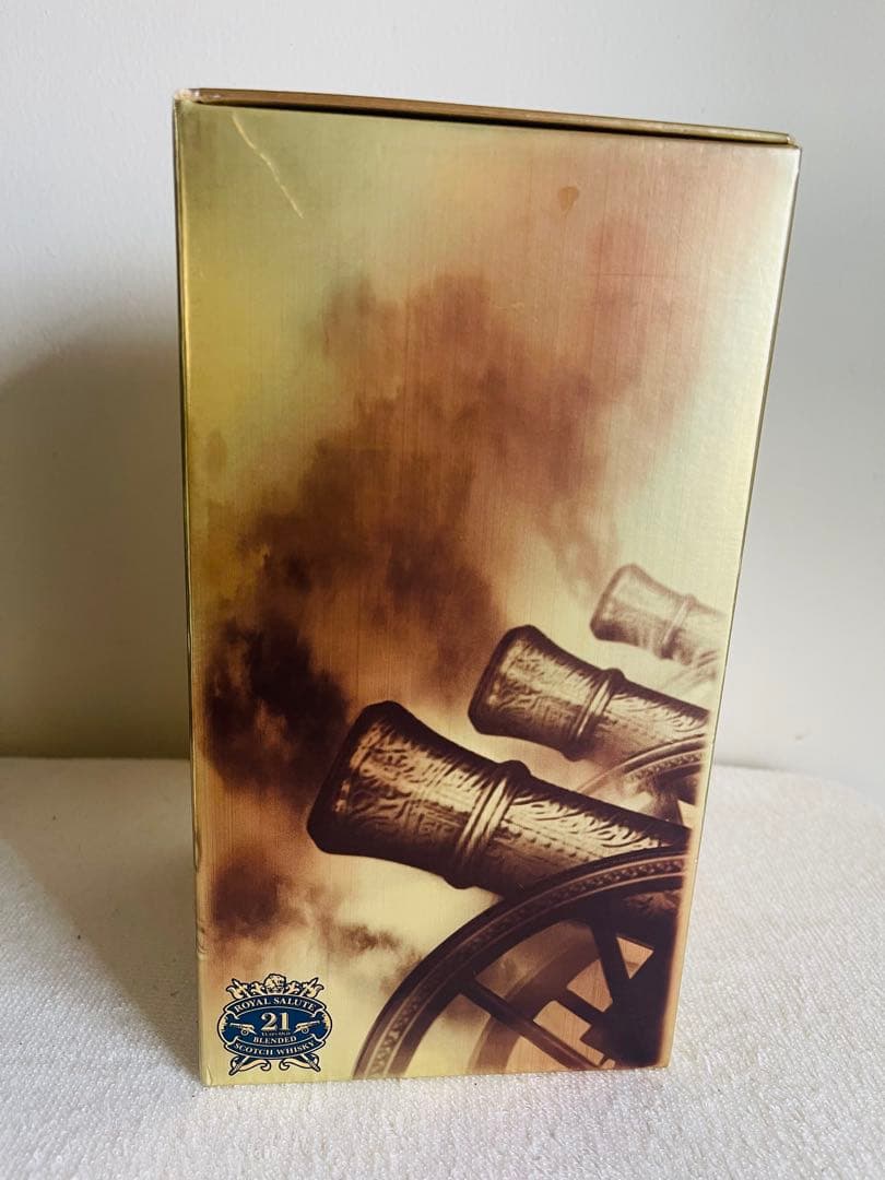 ウイスキー CHIVAS  SALUTE 21 YEARS OLD