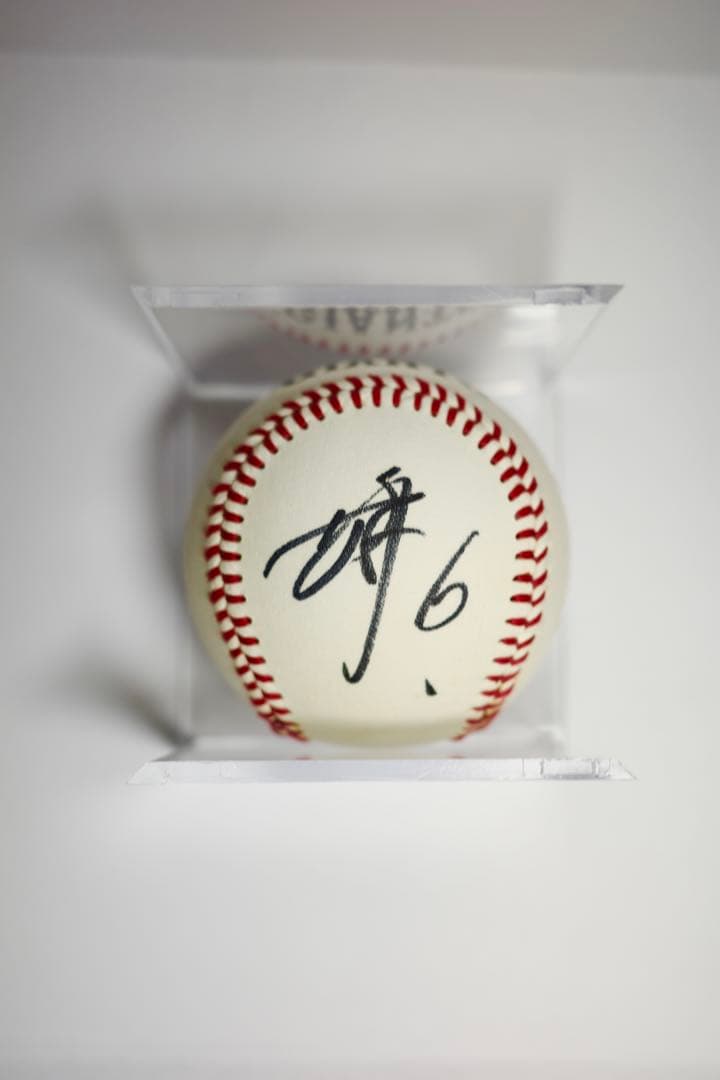 坂本勇人 直筆サインボール 投げ込み 読売ジャイアンツ 公式ロゴ球