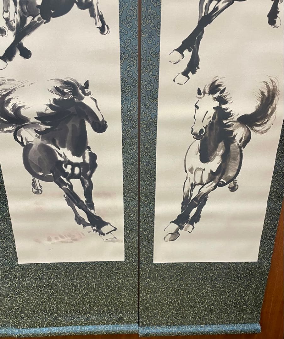 中国美術品・名家手描き駿馬彩畫4條塀掛軸・水彩畫・徐悲鴻印款・肉筆・掛軸　証書付