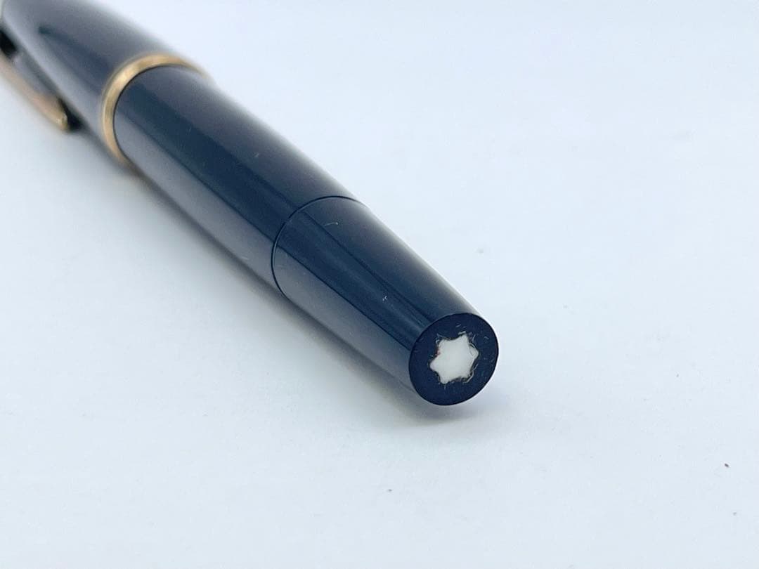 【S】Mont Blanc モンブランNo.22 万年筆 筆記用具 ブラック