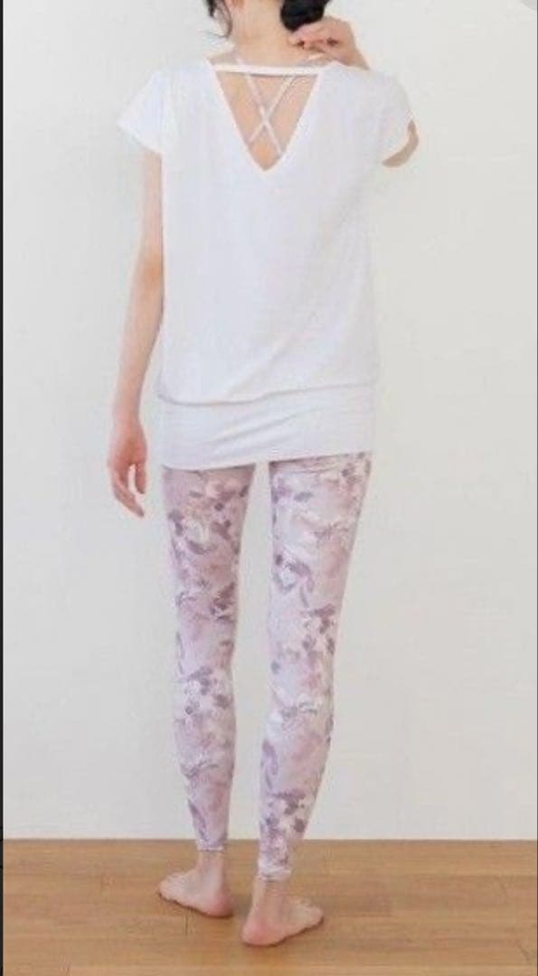 SUKALA ヨガウェアセット 花柄 Lサイズ　LAVA