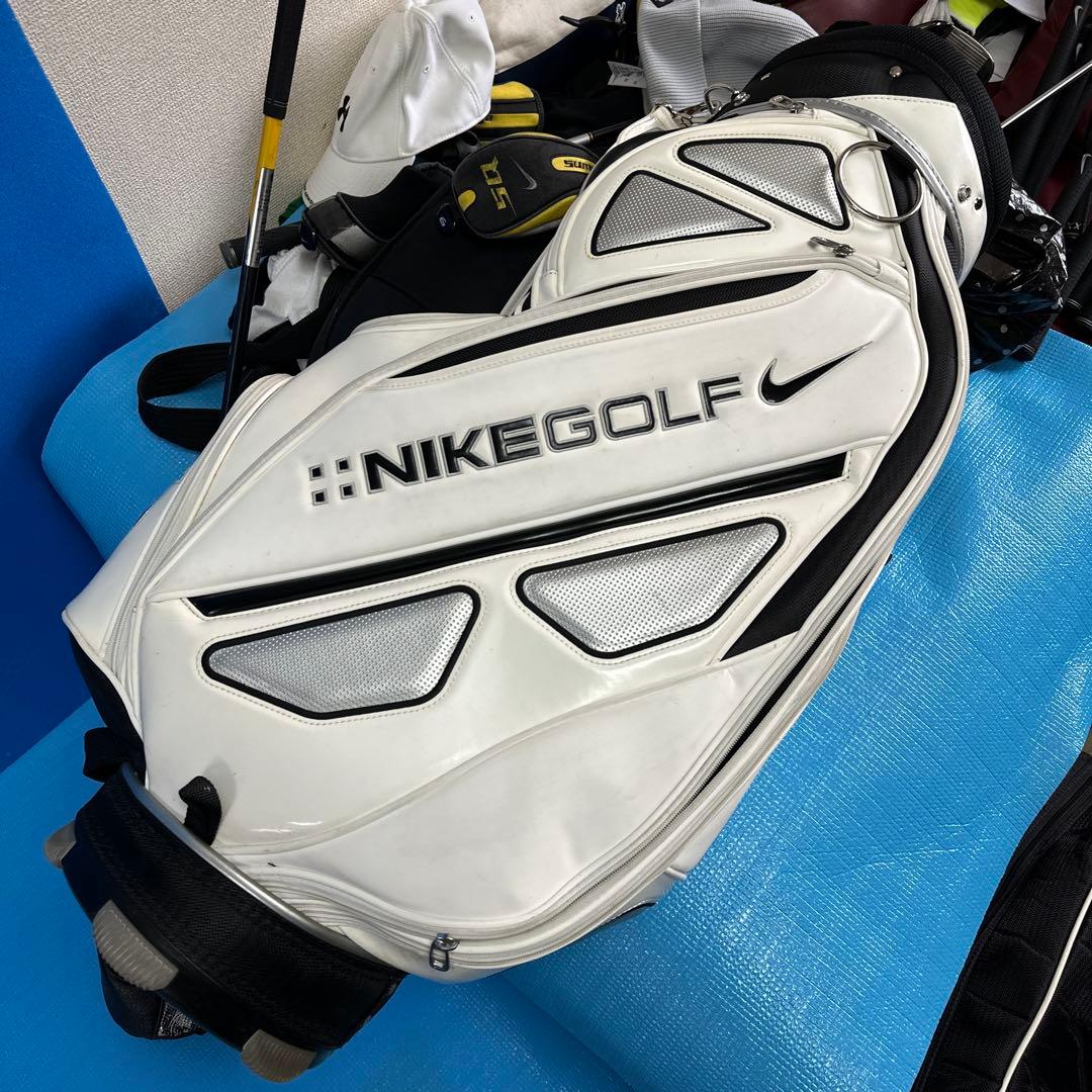 NIKE GOLF キャディバッグ ホワイト/ブラック極上美品！