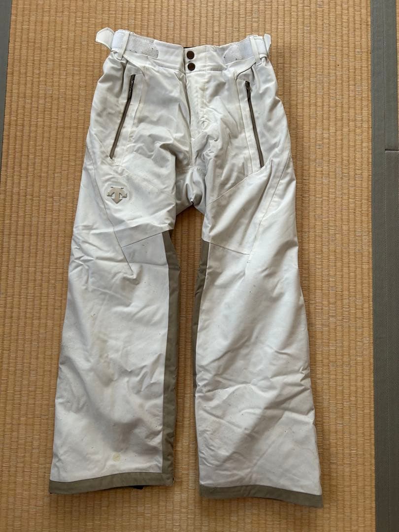 【値下げ・バラ売り可能です】DESCENTE（デサント） スキーウェア上下セット