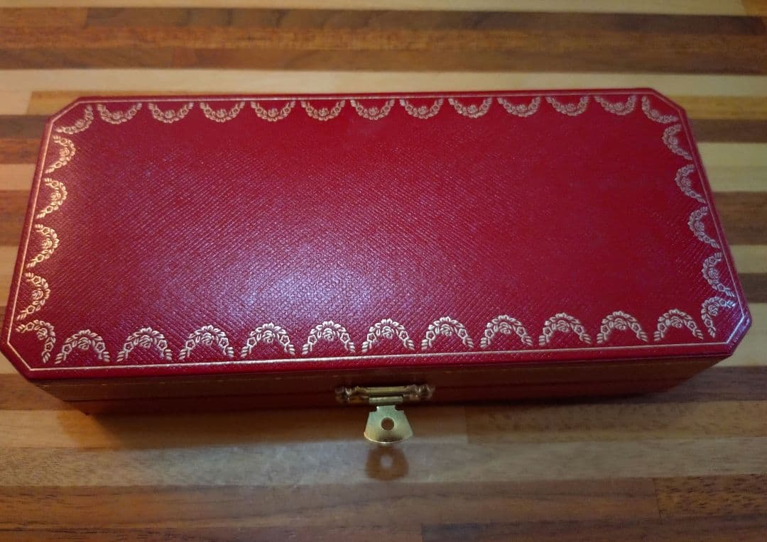 Cartier ボールペン 専用ケース付き