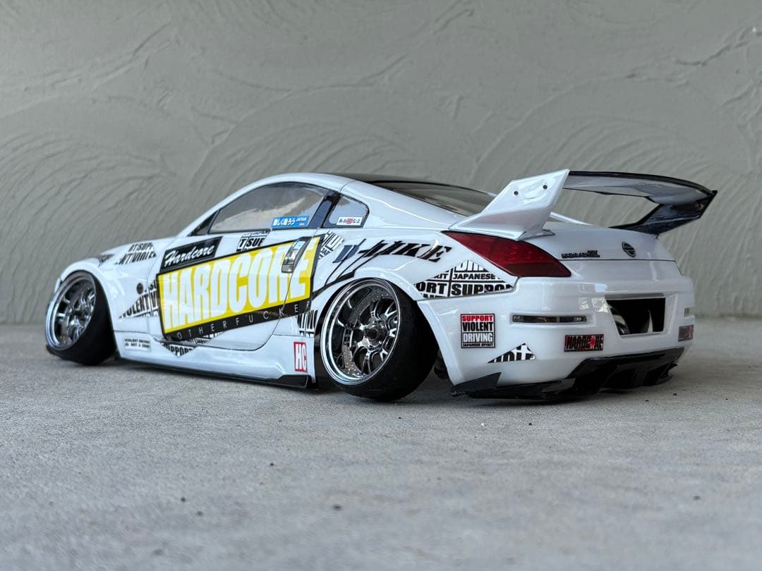 ラジコン　ニッサンZ33 ボディ　アディクション