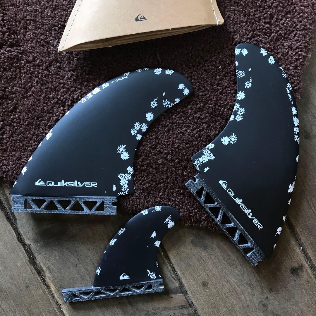 Quiksilver クイックシルバーサーフボードフィン 3枚定価¥19800