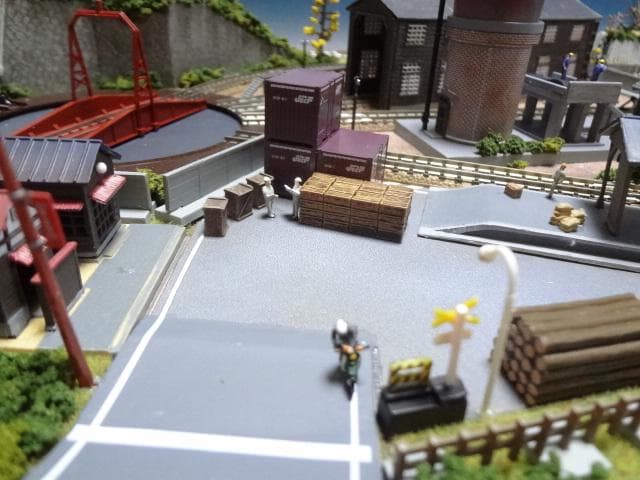 週刊SL鉄道模型 レイアウト・ジオラマ完成品 転車台ライト点灯PWケースNゲージ