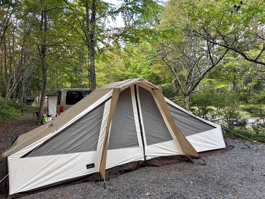 オガワ　ヒュッテレーベン