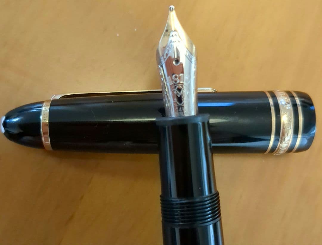 未使用☆モンブラン万年筆、ケース、インク6本セット