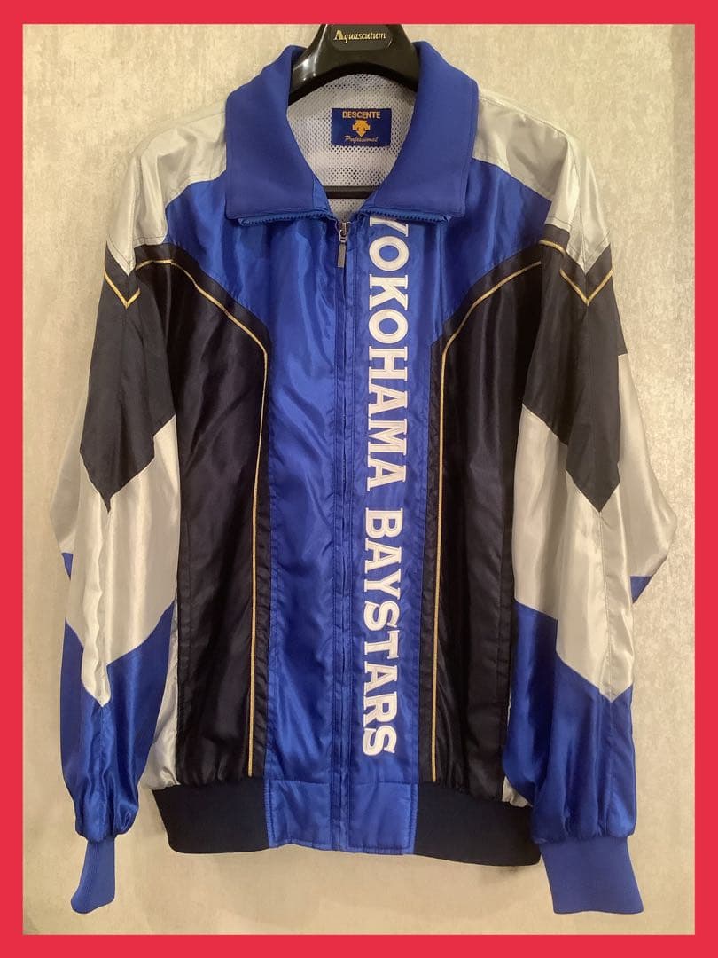 横浜ベイスターズ　スタッフ　ウエア　デサント　スタジアムジャンパー