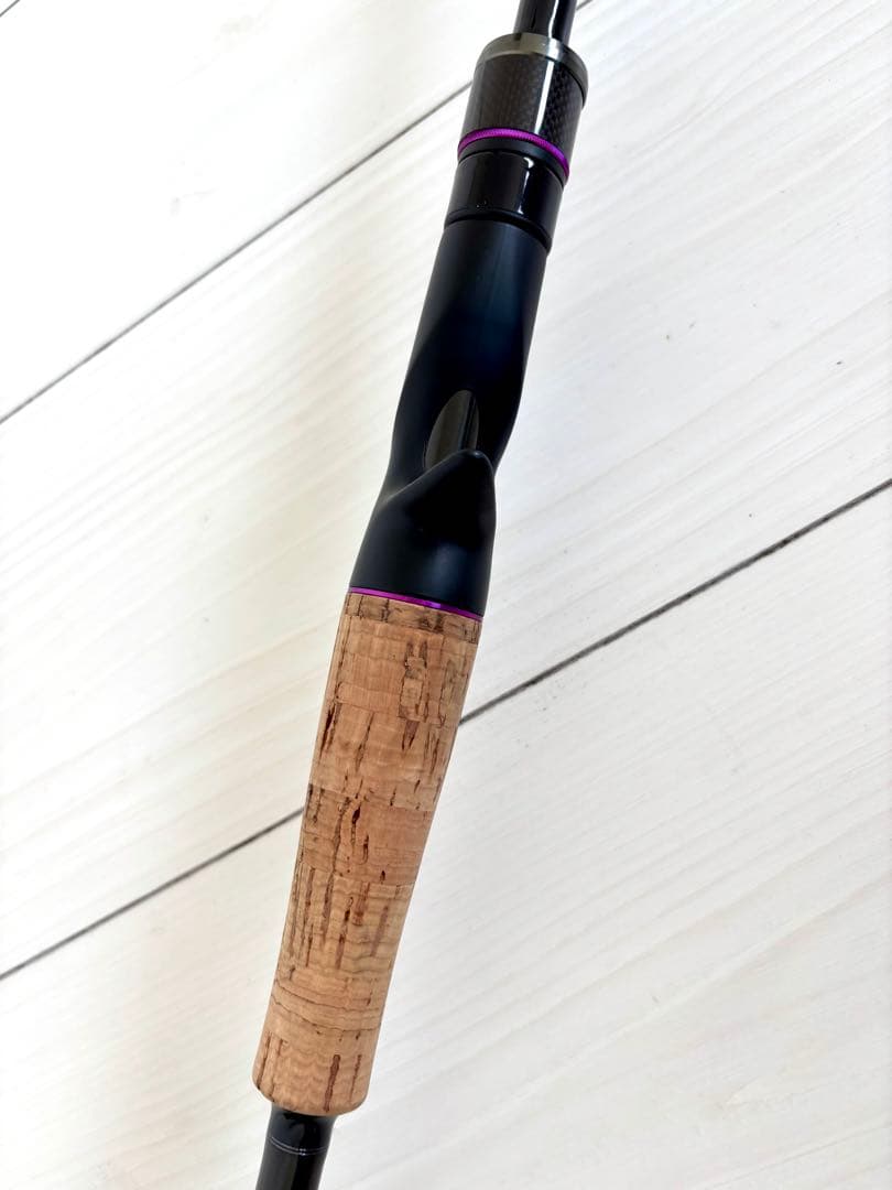 レジットデザイン WILD SIDE 6'10\" バスロッド コルクハンドル