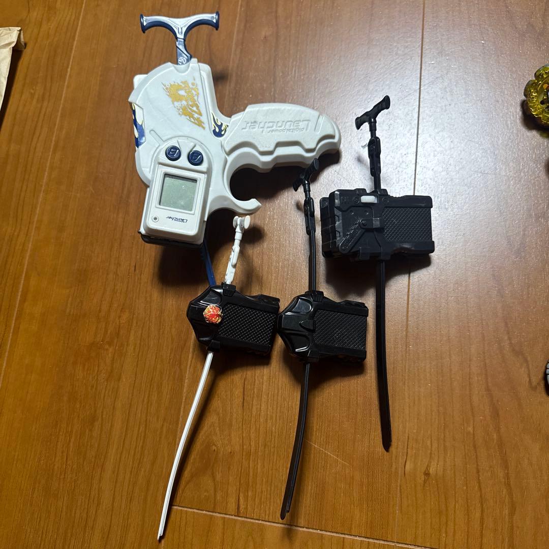 「希少商品」メタルファイトベイブレード まとめ売り 完成系20個＋パーツ